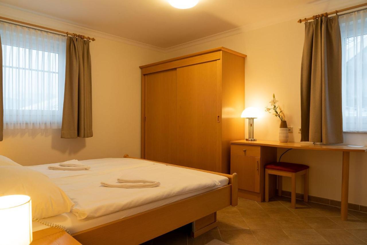 Vive Diem Haus im Ennstal Exterior photo