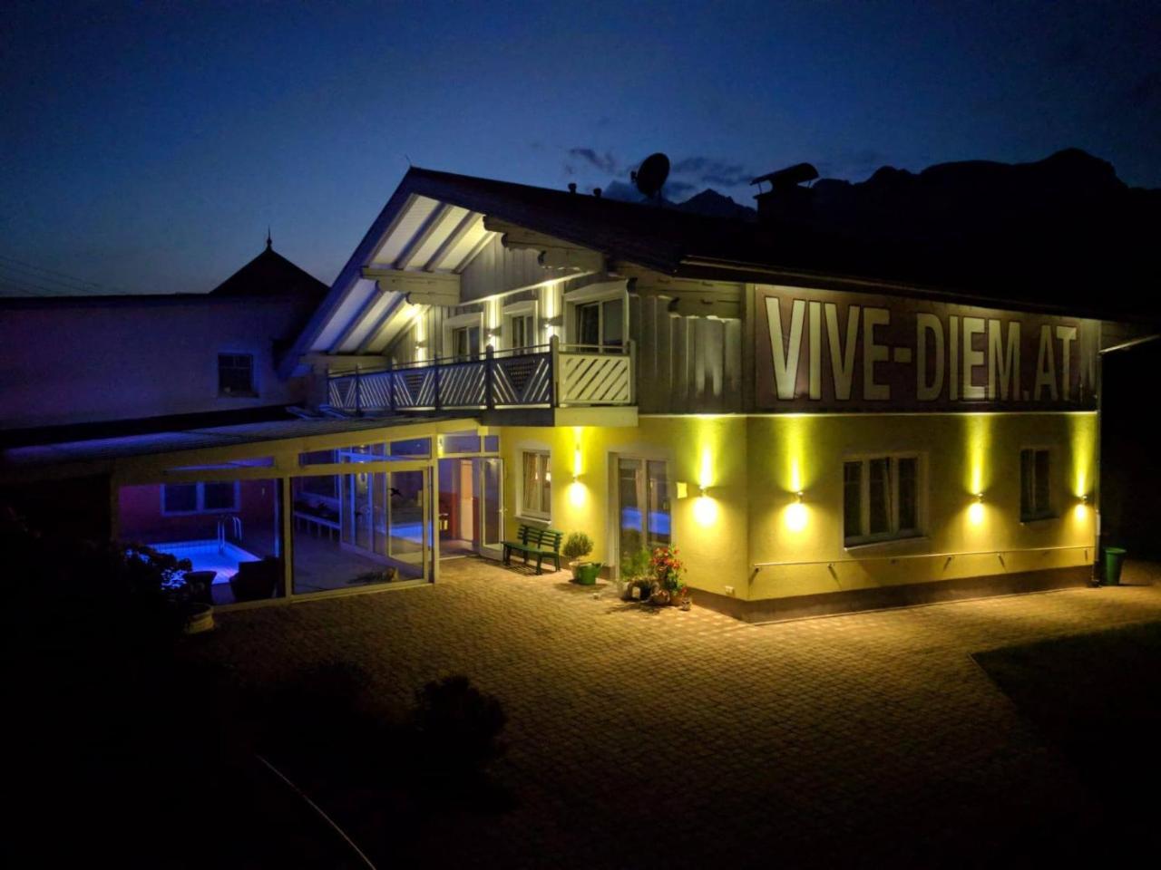 Vive Diem Haus im Ennstal Exterior photo